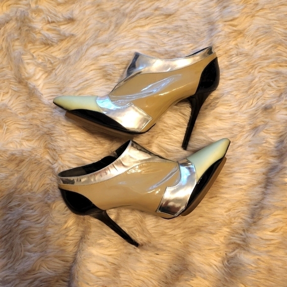Balenciaga Booties - Picture 1 of 13